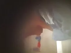 Qaynana showering